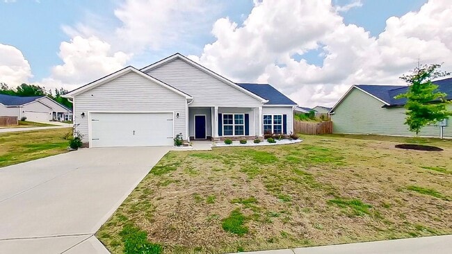 Building Photo - Gorgeous Columbia County 4 Bedroom in Grove Landing Subdivision.