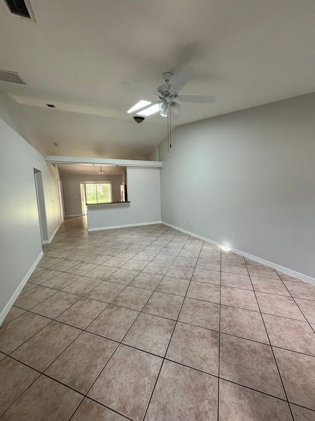 Photo - 133 Plainview Dr