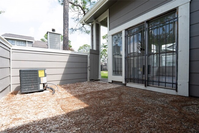 Photo - 6324 Shadow Tree Dr