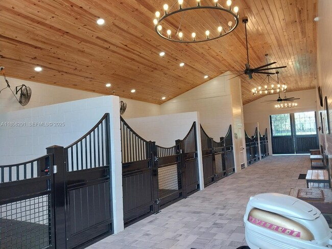 Photo - 20925 NW 100th Avenue Rd