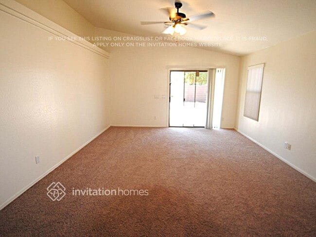 12575 W Lisbon Ln