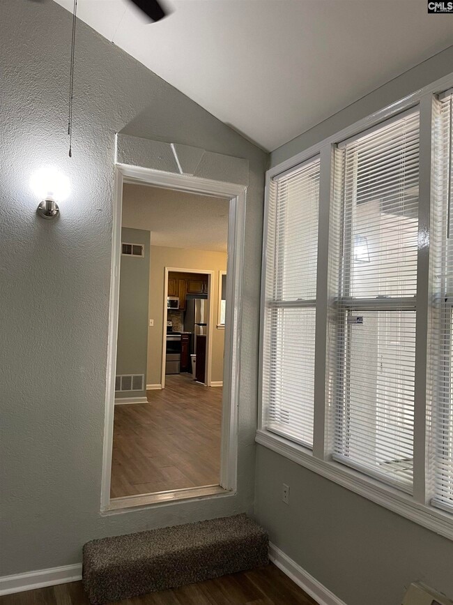 Photo - 3736 Elberta St