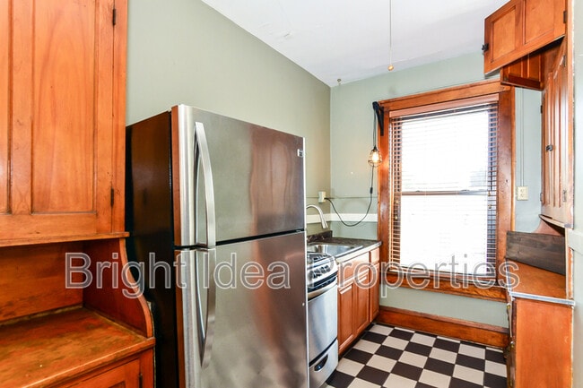 Photo - 2202 Hennepin Ave S
