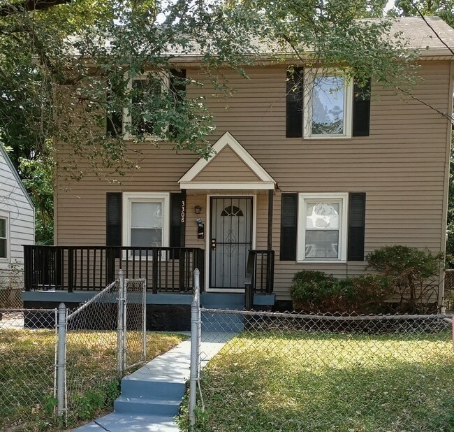 Front view of house - 3308 Kirby Ave