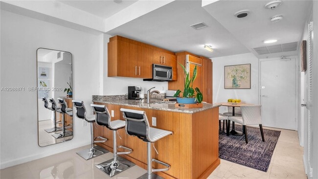 10275 Collins Ave Unit 505