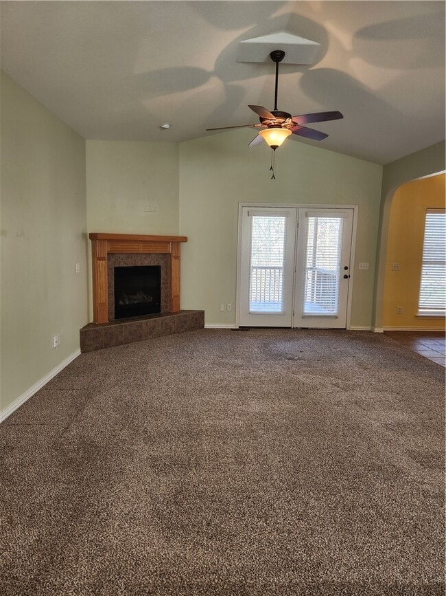 Building Photo - 4 Upwell Ln