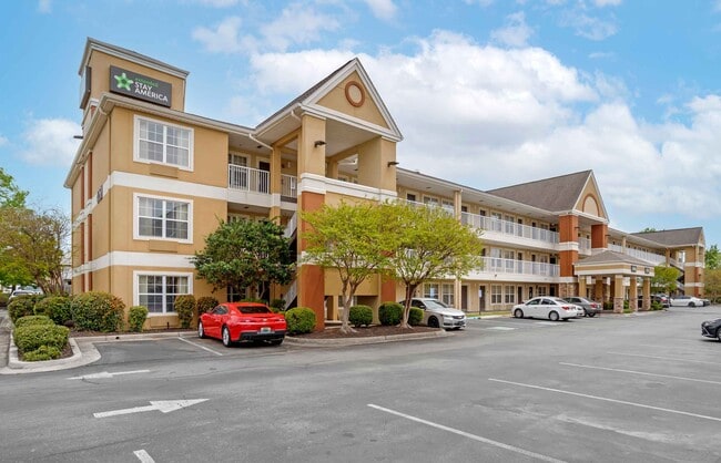 Building Photo - Furnished Studio-Huntsville - U.S. Space a...