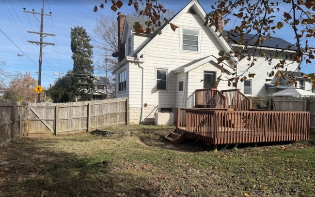 Building Photo - 4127 Lora Ave