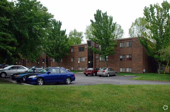 Secor Woods Apartments