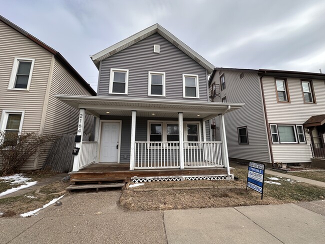 Photo - 2164 Jackson St