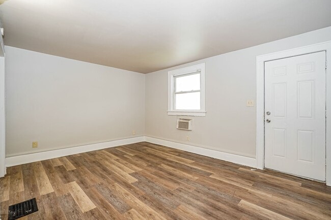 Photo - 2009-2009 1/2 SULLIVANT Unit 2009