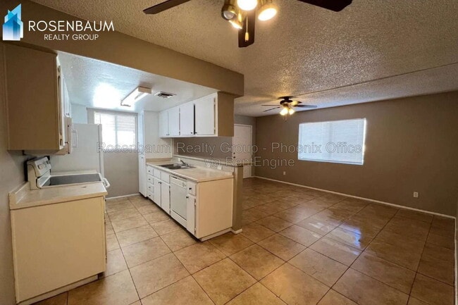 Building Photo - 860 E Brown Rd Unit 23