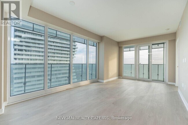 Photo - 3900 Confederation Pkwy Unité 5204