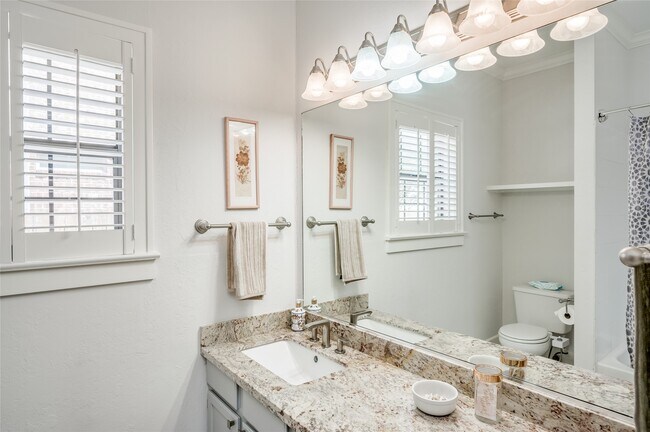 Photo - 1648 Colquitt St