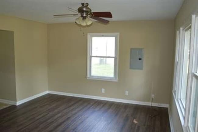 Photo - 5609 Goldenrod Rd