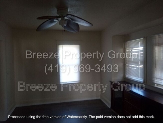Photo - 244 Knower St