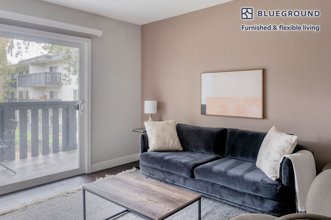 Building Photo - 655 S Fair Oaks Ave Rental