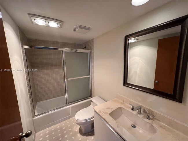 Photo - 520 Brickell Key Dr Unit A1519