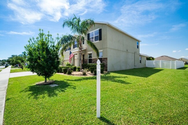 Photo - Your Dream Home Awaits!!!