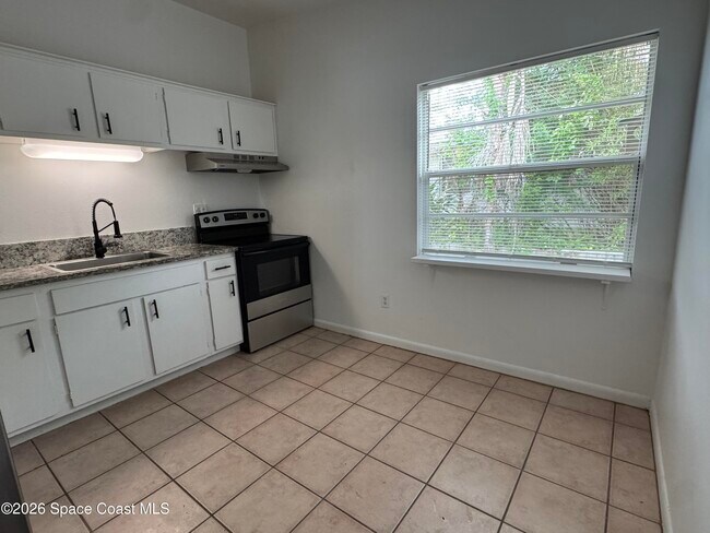 Photo - 39 Cedar Ave