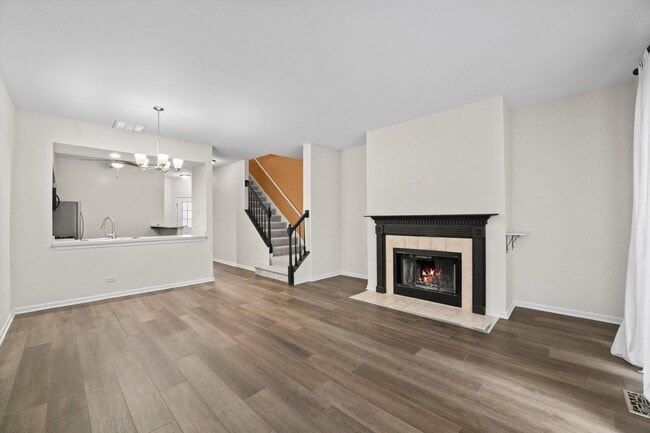 Photo - 2-Bedroom Townhouse in Waukegan - Gurnee School District