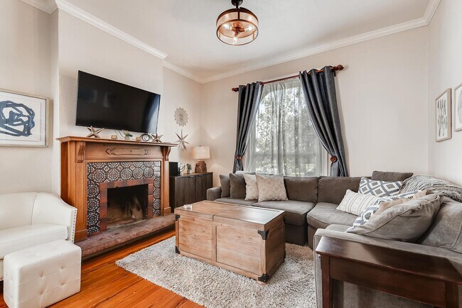 Photo - 3332 Eliot St Unit Upper