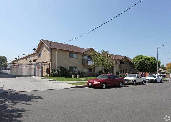 Photo - Arminta Apts