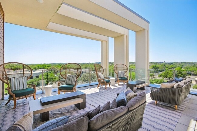 Photo - The Anderson