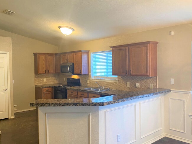 Photo - 8704 10th St