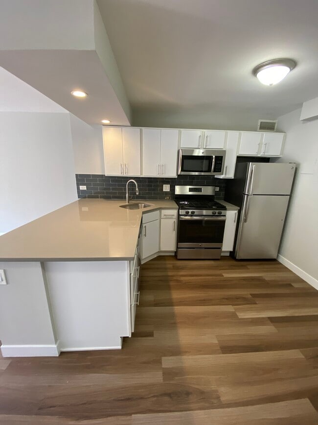 Photo - 1300 N Lake Shore Dr Unit 1418