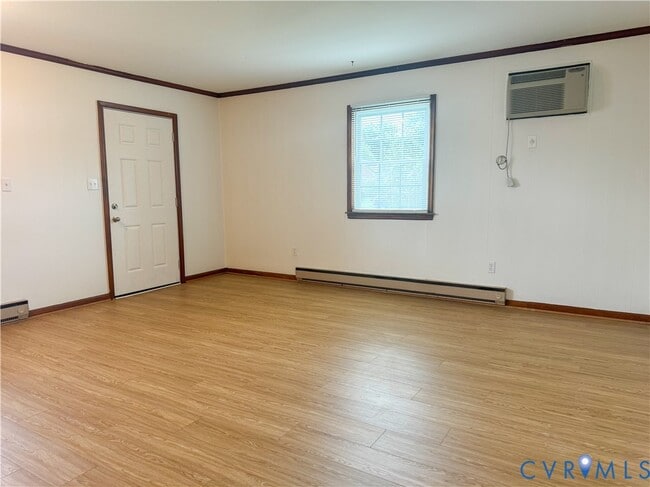 Photo - 101 Lyons Ave