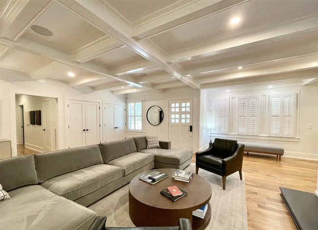 Photo - 80 Ritter Rd W