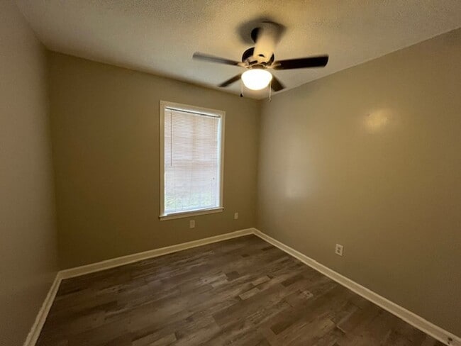 Photo - Renovated 3 Bedroom 1.5 Bath Home for Rent!