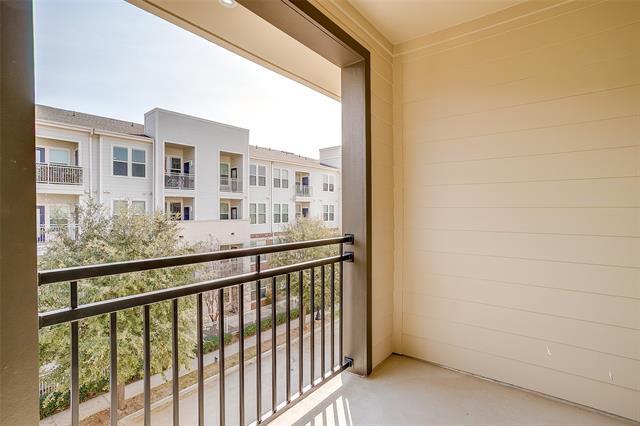 Photo - 408 Foch St Unit 303