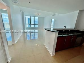 Photo - 300 S Biscayne Blvd Unidad # 3614 Rental