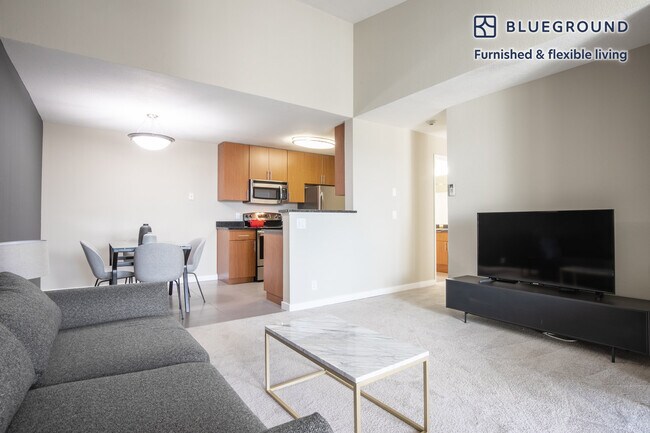 1050 Benton St Unit SI FL3-ID308