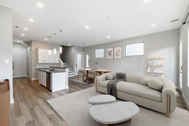 Photo - 4861 Rich Oak Dr