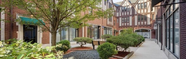 Photo - 894 Green Bay Rd