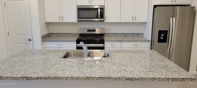 Photo - 19030 N Silver Dog Way