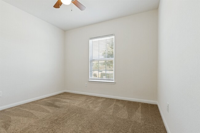 Photo - 23104 Shakespeare Dr