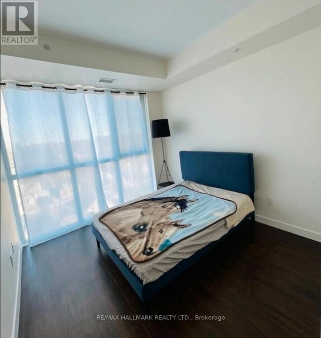 Photo - 128 King St N Unité 601