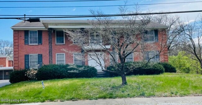 Building Photo - 1800 Gardiner Ln Unit 3 Rental