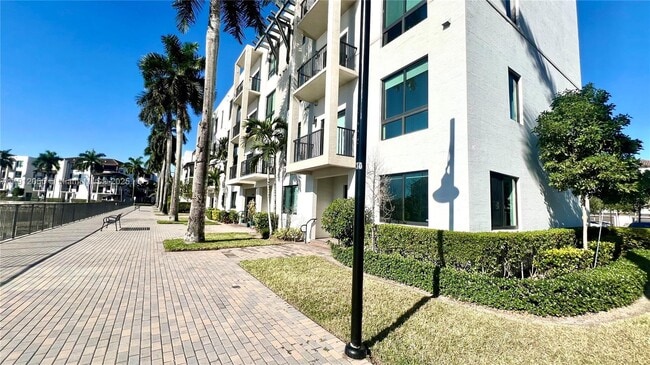 Photo - 4670 NW 84th Ave Unidad 22