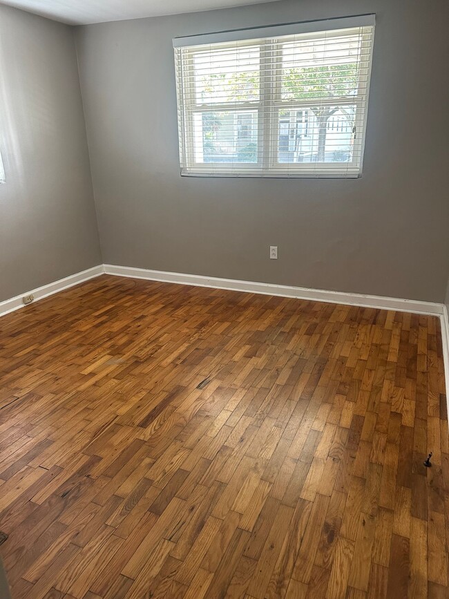 Photo - cute place Unit 414 E Park Ave C