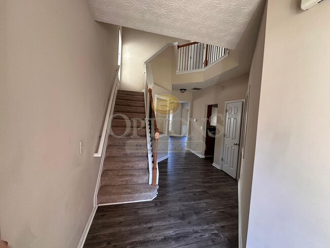 827 Forsythia Way
