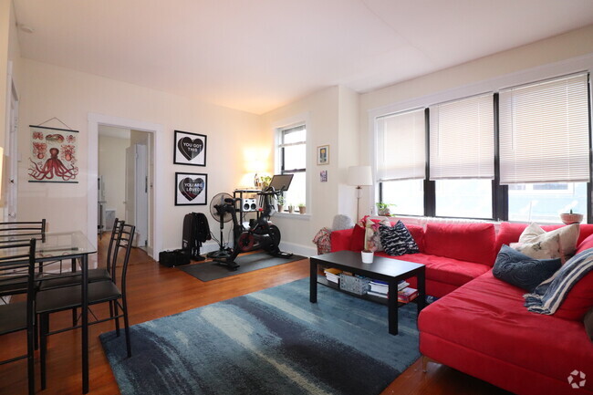 Building Photo - 124 Babcock St Unit 6A Rental