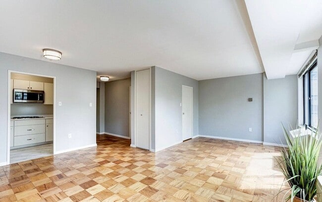 Photo - 5410 Connecticut Ave NW Unit 508
