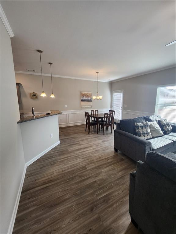 Photo - 332 Melody Ln