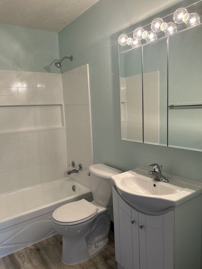 Building Photo - MMA Properties 920 Unit 920-3 Rental