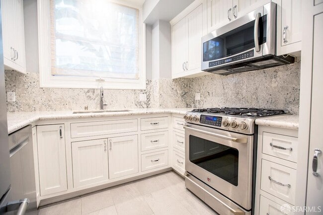 Photo - 1870 Jackson St